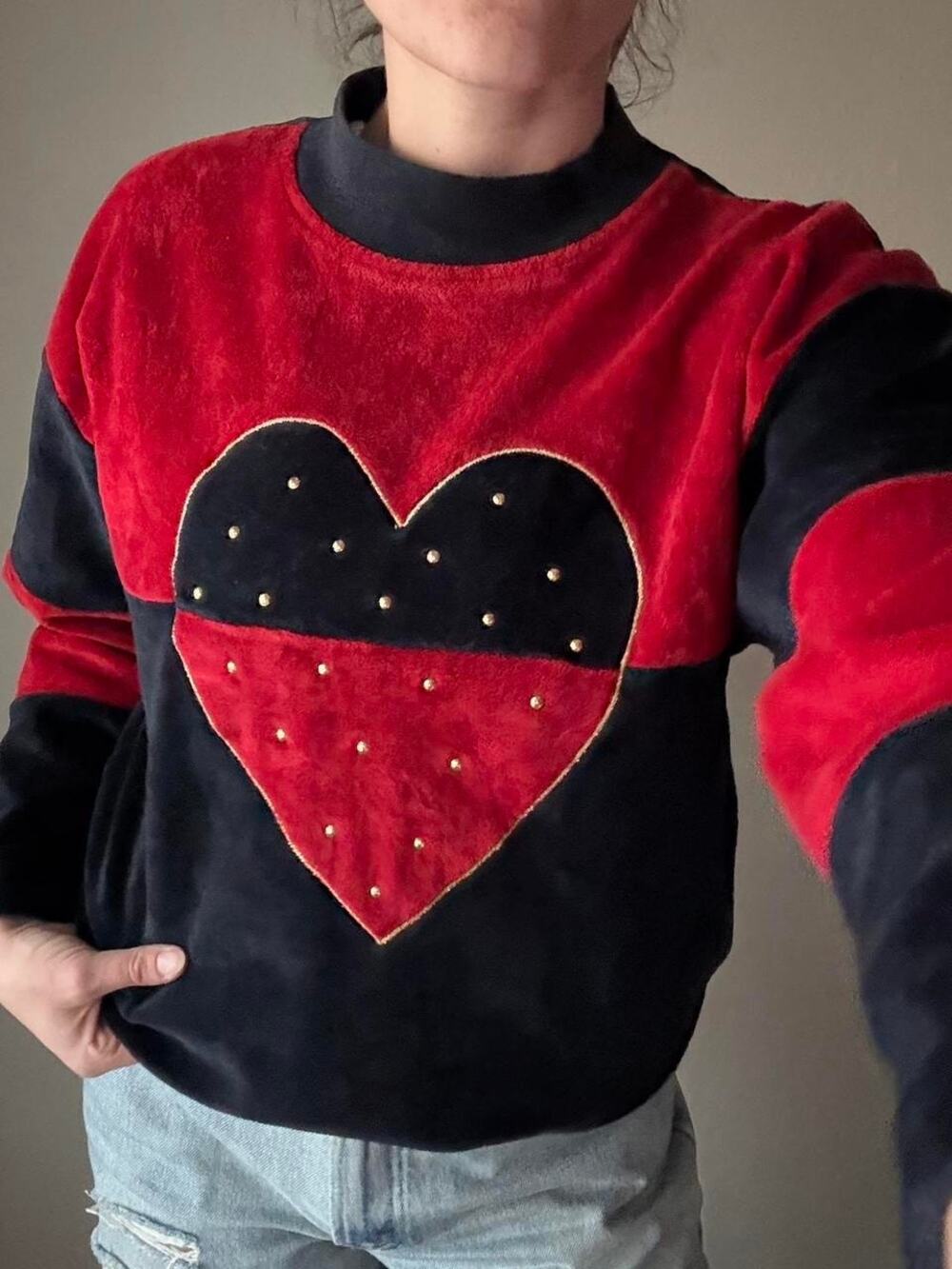 Vintage 90s Neiman Marcus red heart crewneck sweatshirt retro grandma loungewear